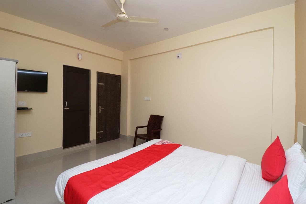 Oyo 35736 Shree Jagannath Lodge Purî Extérieur photo